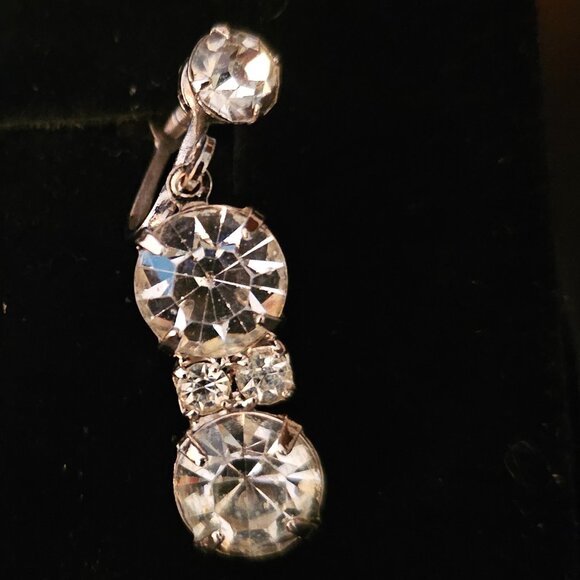 ART DECO STYLE VINTAGE 5 STONE RHINESTONE DROP EARRINGS with SCREW BACK CLOSURE - Picture 7 of 13